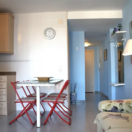 In A House - Sh30 * Salou